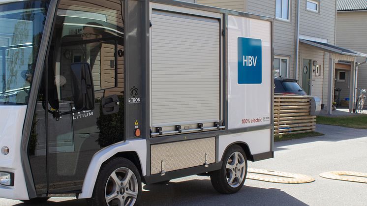 hbv_e-tron_stor.jpg