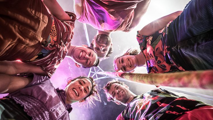 Pressbild för ”Bloom” med Cirkus Cirkör