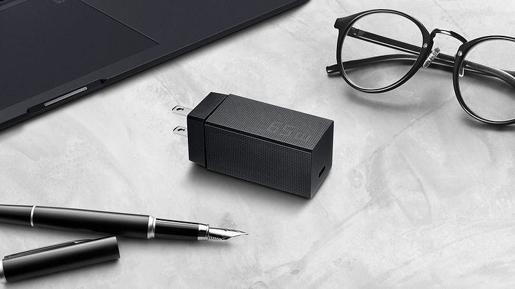 ASUS 65W USB-C Ultra Mini Universal Adapter