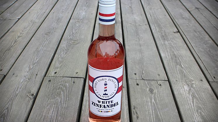 ​Framgångsrik White Zinfandel förvandlas och flörtar med ny målgrupp!