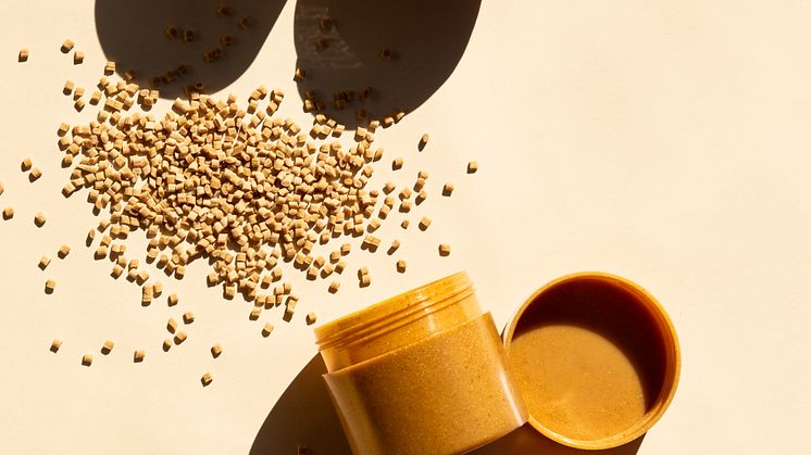 Beautiful, functional and sustainable jars made of Sulapac material