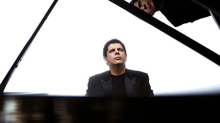 Javier Perianes_highres