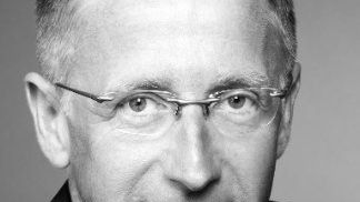 Claes Svensson Chairman & Chief Commercial Officer