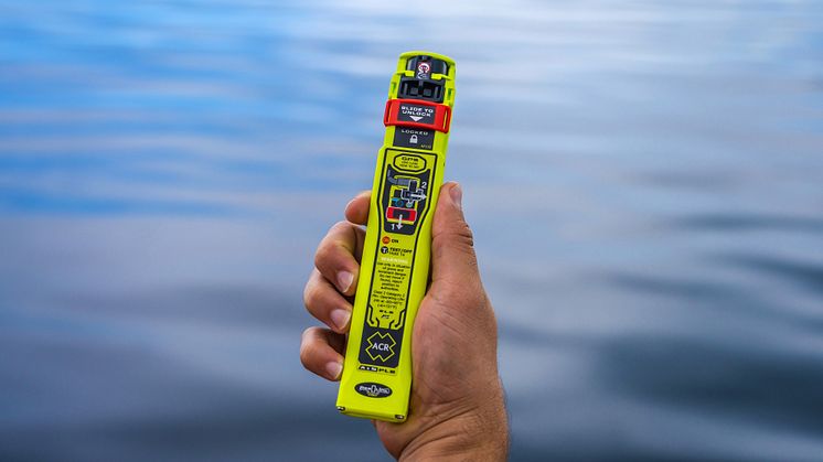 ACR Electronics ResQLink AIS PLB (hand)