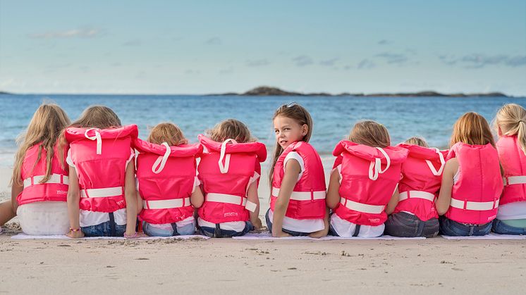 PINK Survival fra Regatta