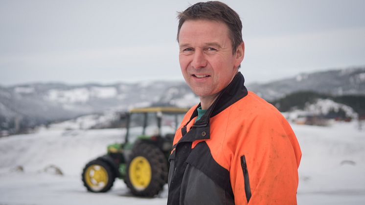Lars Petter Bartnes er leder i Norges Bondelag, og jordbrukets forhandlingsleder i jordbruksoppgjøret 2018. Klokka 11 overleverer han landbrukets krav til staten. 