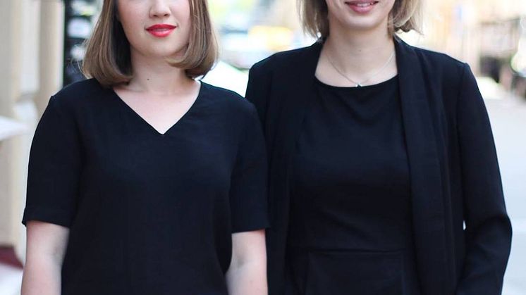 Lisa Jonsson och Madeleine Nelson. Foto Horredsmattan