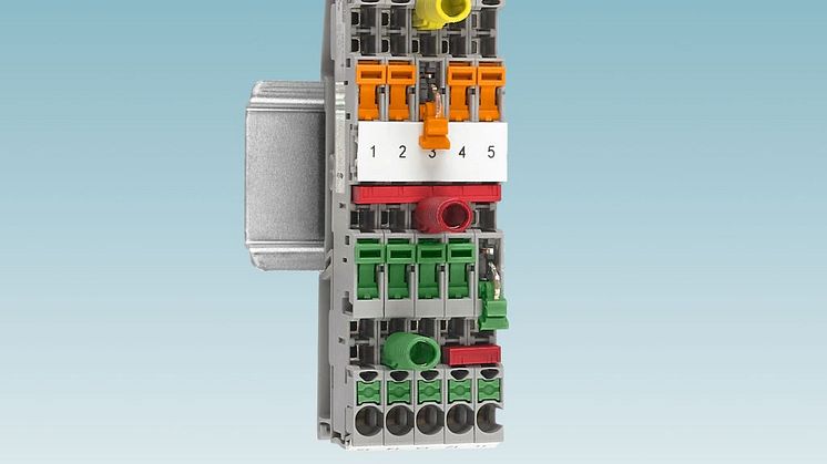 IC -  PR5561GB-Compact and universal signal distribution (11-23)