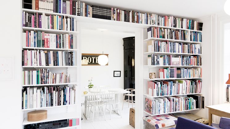 ElfaBookshelfarounddoor_HIRES