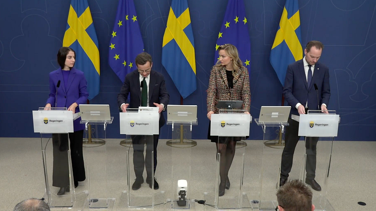 Regeringen presenterar klimathandlingsplanen.