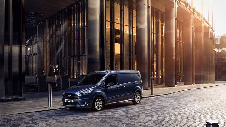 2017 Ford Transit Connect (2)