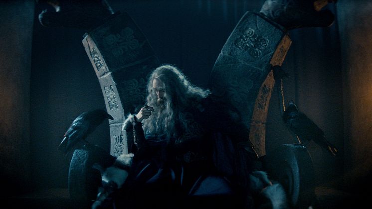 Asbjørn Krogh Nissen som Odin. Valhalla.