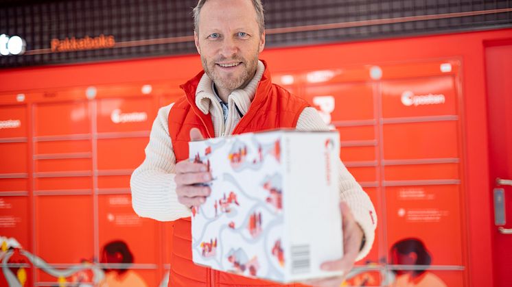 JULEGAVE: Hos Posten Brings hentesteder ligger det nok fortsatt mange julegaver som er klare til å hentes ut, sier kommunikasjonsdirektør Kenneth Tjønndal Pettersen. Foto: Posten Bring