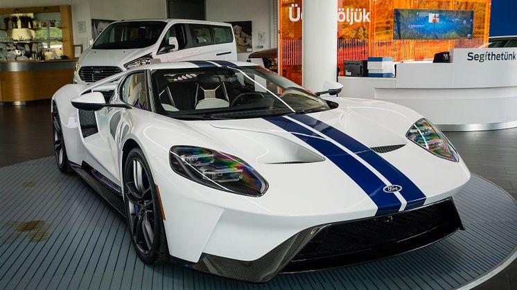 Ford GT