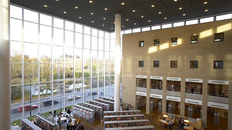 Paneldebatt på Stadsbiblioteket i Malmö: Biblioteksstriden – vad ska det moderna biblioteket vara?