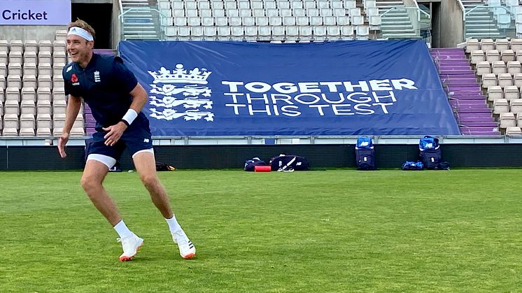 Stuart Broad preparing at the Ageas Bowl in a behind-closed-doors training camp (ECB)