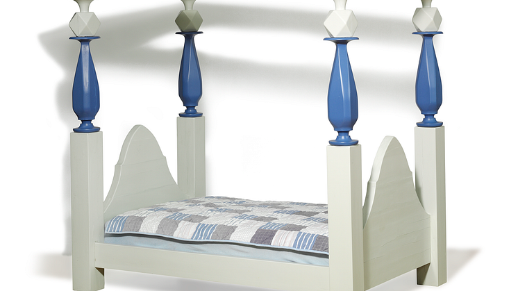 This unique four-poster bed by Poul Henningsen can be seen at Bruun Rasmussen's international preview from Thursday 13 September at 3 pm.