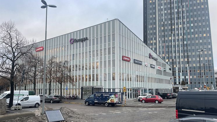 1. Sveavägen