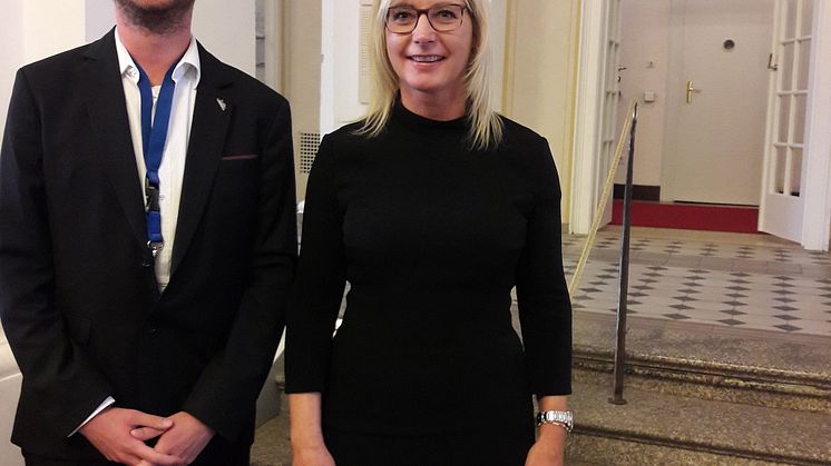 BdS-Referent Patrick Birnesser mit Ulrike Scharf