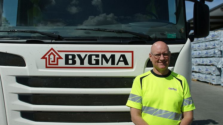 Chauffør Kaj Evald Jakobsen fra Bygma Næstved har 25-års jubilæum den 2. juli 2022