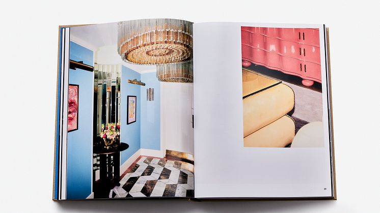 Grand Hôtel Stockholms Flaggsvit fotograferad för "A tribute to the past, present and future" 