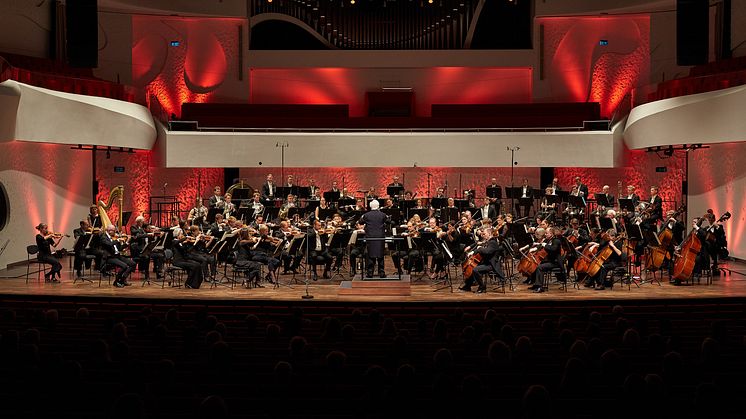 orkesteret i festdragt 08.jpg