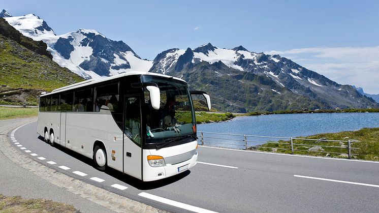 Boka en buss och upplev Sverige på nära håll