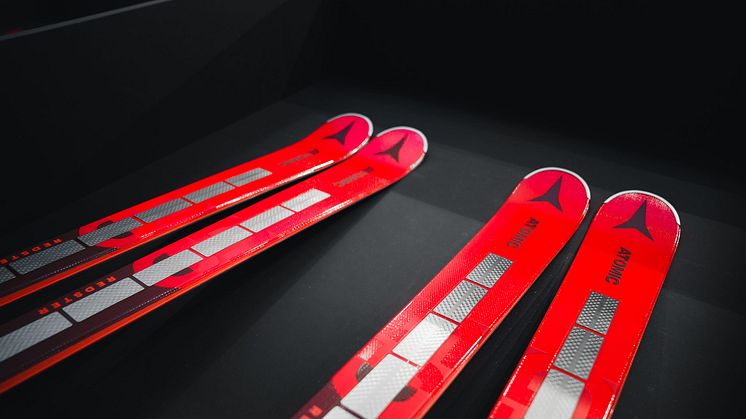 HIGHLIGHTWALL_REDSTER_PISTE_2021_2022_6.jpg