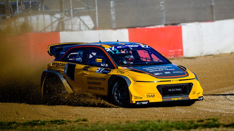 Klara Andersson i in PWR RX1e på Nürburgring