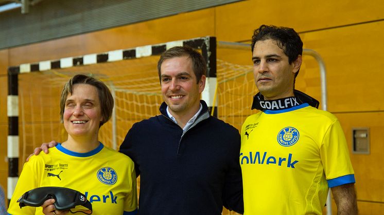 Philipp Lahm und Spielgemeinschaft Blindenfußball 