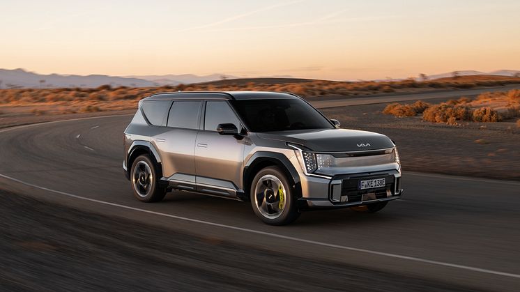 kia-ev9-gt-my25-exterior-highres-5007x3338-03.jpg