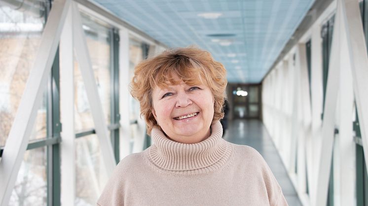 – Ryska aktiviteter som trollfabriker, botfabriker och deepfake utvecklas hela tiden, och sträcker sig långt bortom Ukraina. Det påverkar den allmänna opinionen i europeiska länder, säger professor Nina Khairova. Foto: Victoria Skeidsvoll