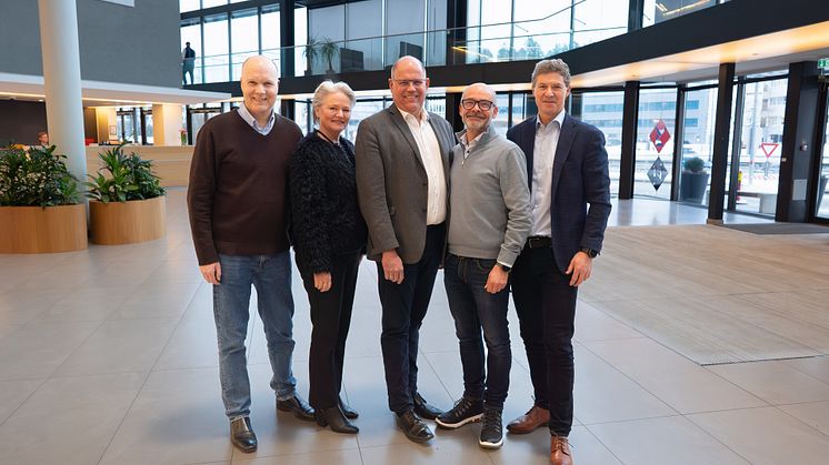 Fra venstre Jan Eric Elleri, Nan Evy Stende, Trond Fladvad, Christian Moxheim, Ole-Kristian Lundal