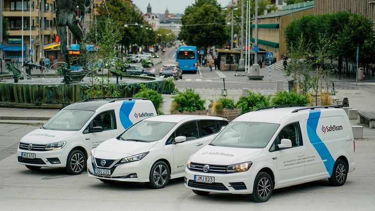 Några av SafeTeams el- och gasbilar