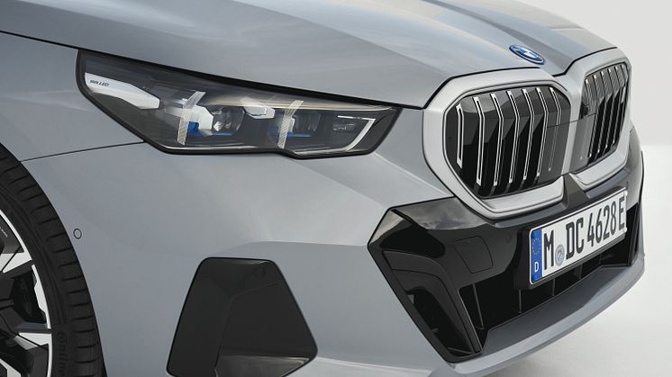 BMW i5 eDrive40