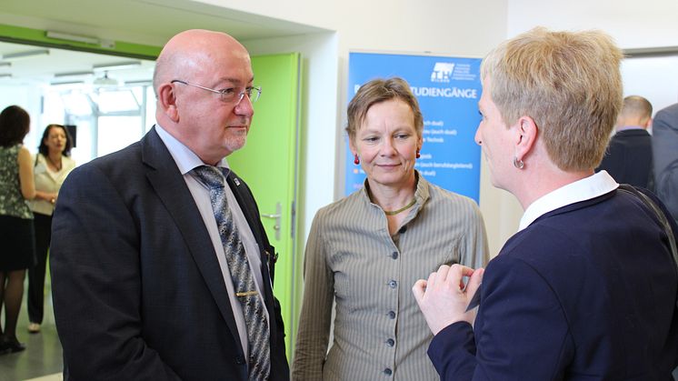 „Dual studiert – Erfolg in der Region“ – Auftaktveranstaltung zum Ausbau dualer Studienangebote im Land Brandenburg