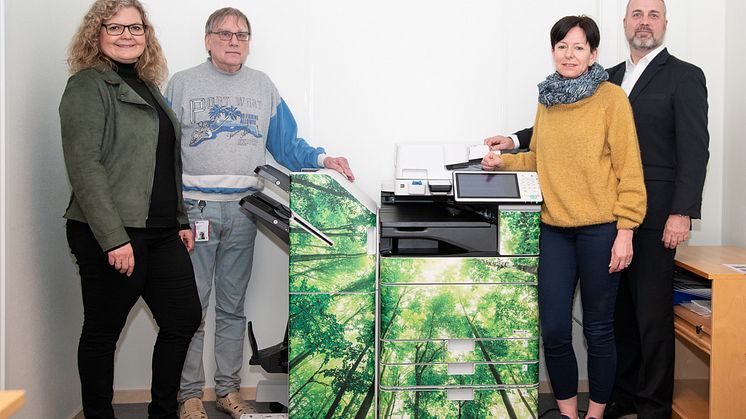 Fra venstre Trude Bjering-Strand (Canon), Odd Inge Aarstad (Skatteetaten), Anne Sofie Hjelm (Skatteetaten) og Arne Lie (Canon).