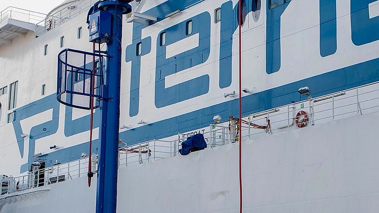 Cavotec demonstrates benefits of shore power at Swedish port of Ystad