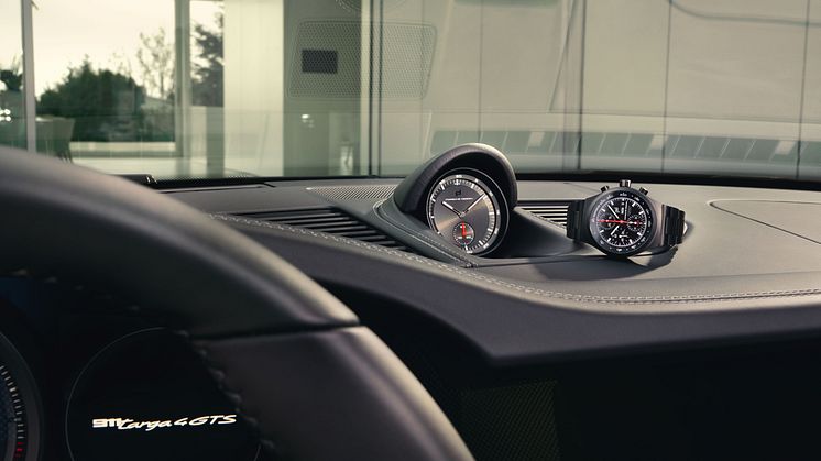 06_50Y_Porsche_Design.jpg