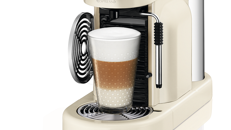Maestria Krämvit med latte