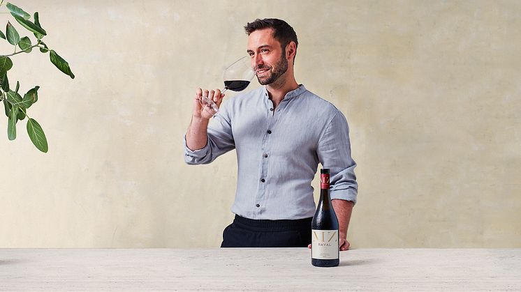 MZ Raval - ett nytt spanskt rött vin signerat Måns Zelmerlöw.