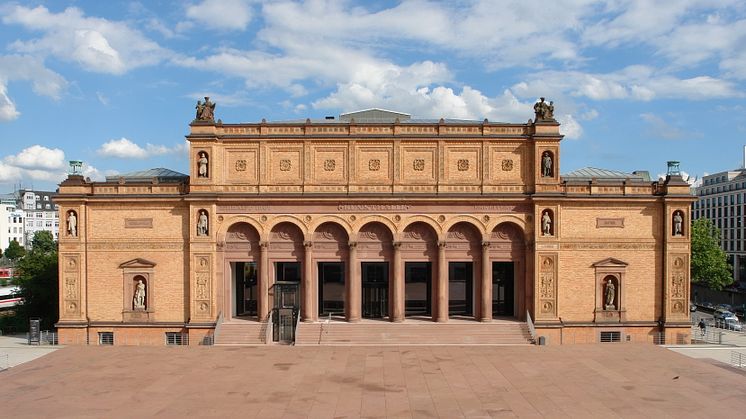 Hamburg_Außenansicht_der_Hamburger_Kunsthalle