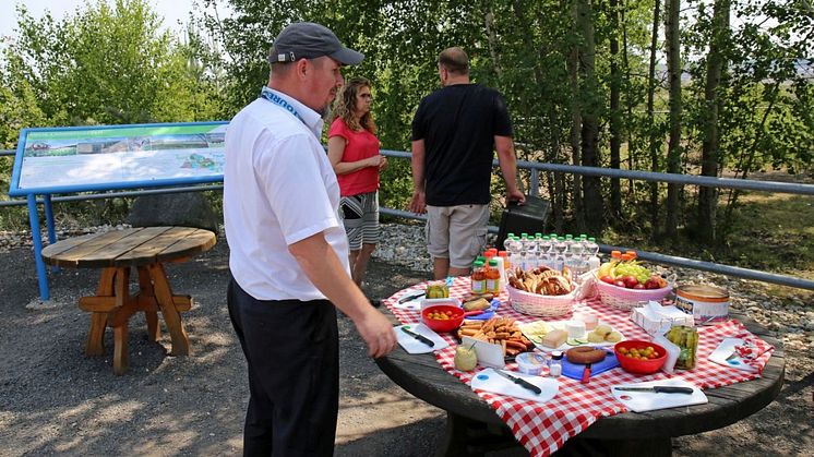 Bergbau-Picknick im aktiven Tagebau Vereinigtes Schleenhain