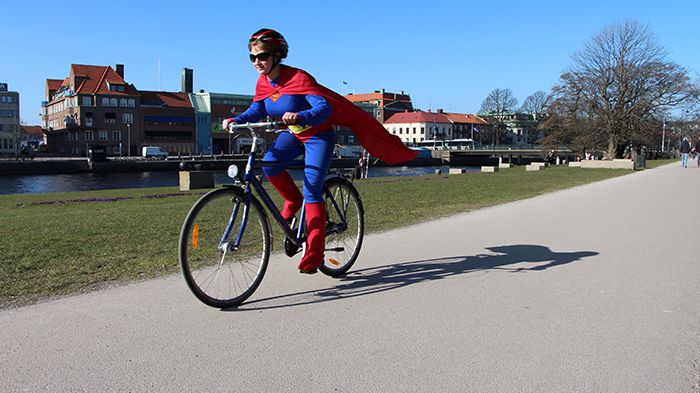Stor superhjältekampanj ska få fler att cykla