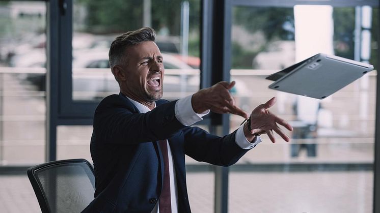 Det finns stora risker med att inte hänga med i trenden loud quitting, säger Stine Hildebrandt Customer Success Manager på Simployer.