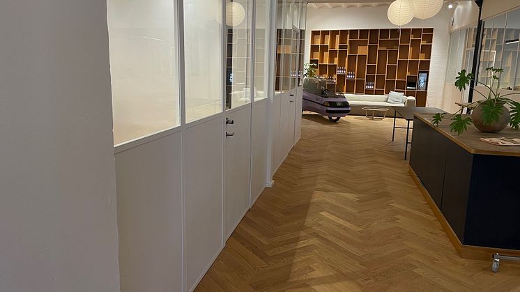Carl Ras har installeret Danmarks første AX2Go-system hos Urban Help i The Library, der kombinerer sikkerhed, fleksibilitet og bæredygtighed.