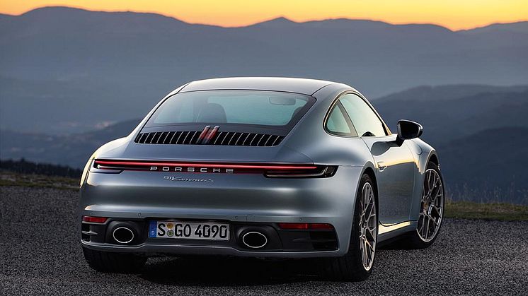 Porsche 911 (992)_8