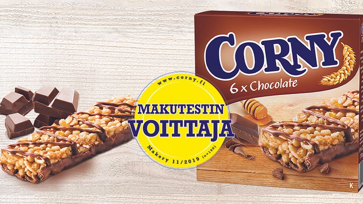 Corny on välipalapatukka täynnä täyttäviä viljoja, pähkinöitä sekä suussa sulavaa suklaata. Nyt se herkumpi välipalapatukka on myös makutestin selvä voittaja. 