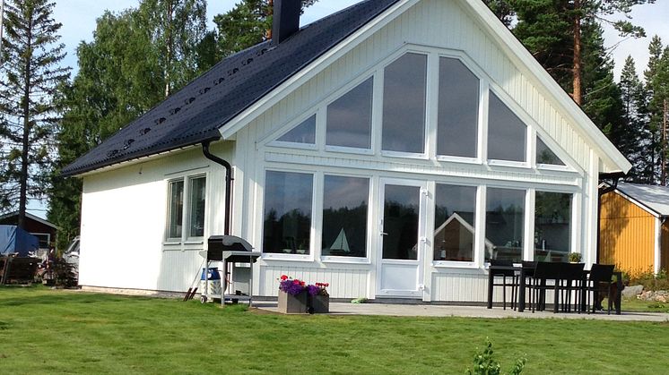 Stuga från Lövångers Bygg sommartid