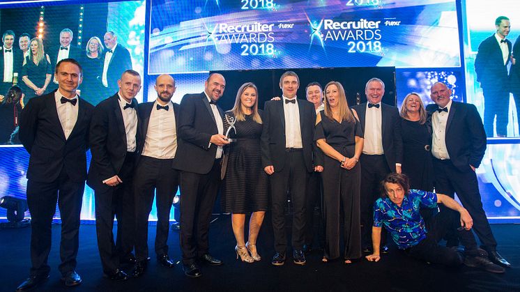 Go North East and Gateshead College collect their trophy at the Recruiter Awards 2018